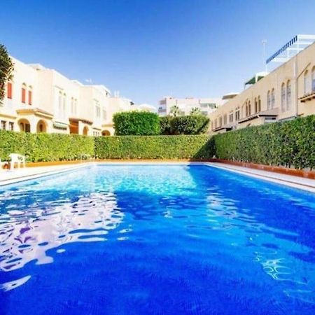 Villa Magerit, Entire Home 5 Minutes Easy Walk To Sandy Beach La Mata  Bagian luar foto